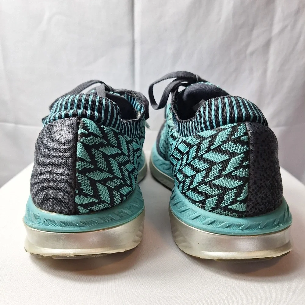 Brooks bedlam running